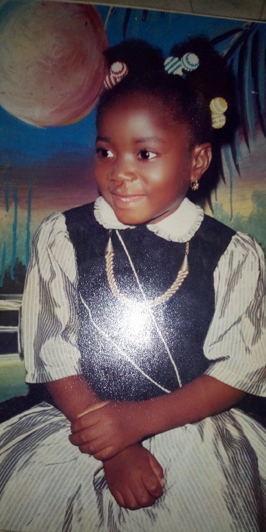 Mz_Kind22's tweet photo. @TenderPlusNg My dream has a child was to be a fighter against discrimination and stand by the truth always.I wasn't really good at telling lies even as a kid so I wanted to be a human right activist or a lawyer .#ToBeAChildAgain #TenderPlusChildren #MondayMorningInspiredHere https://t.co/ha8gUC0ZNw