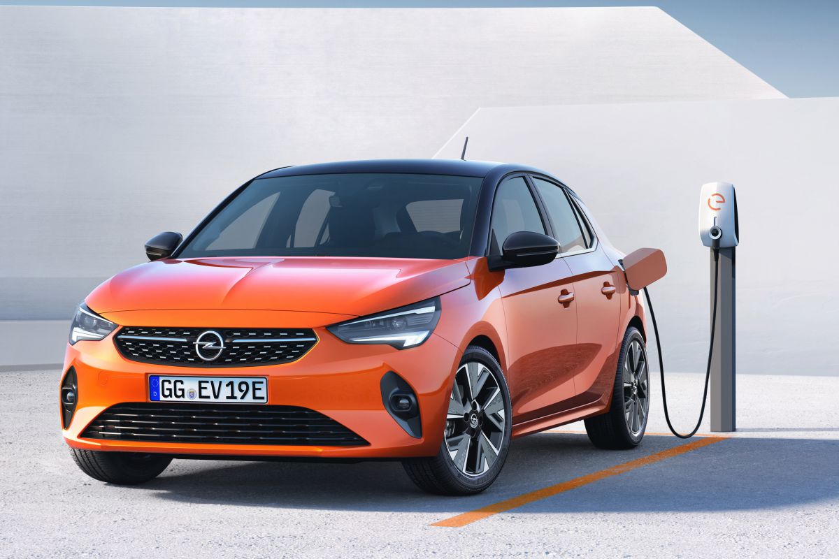 De tweede volledig elektrische Opel is in aantocht! 😍

👉 Lees alles over de nieuwe Opel Corsa-e via bit.ly/2Wmb3ZL