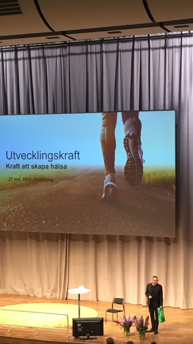 EHAktell's tweet photo. #ukraft Jan Haak sprang 190 mil Malmö till Kebnekaise för skapa kraft i livet  och kämpa mot cancern https://t.co/aXj3lwaEkv