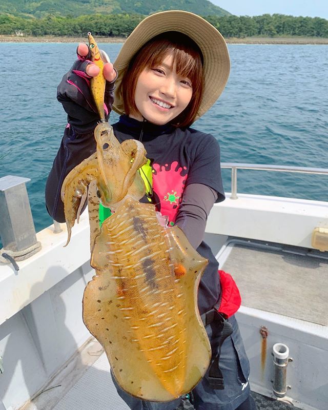 釣りガールみっぴファンアカウント على تويتر 黒蜜きな粉カラーで飴色アオリ Fukuoka Squid Lure Lurefishing エギング 神湊 宗像 福岡 第2健栄丸 釣り 海 ルアーフィッシング アオリイカ スプラトゥーン スプラトゥーン2 T Co