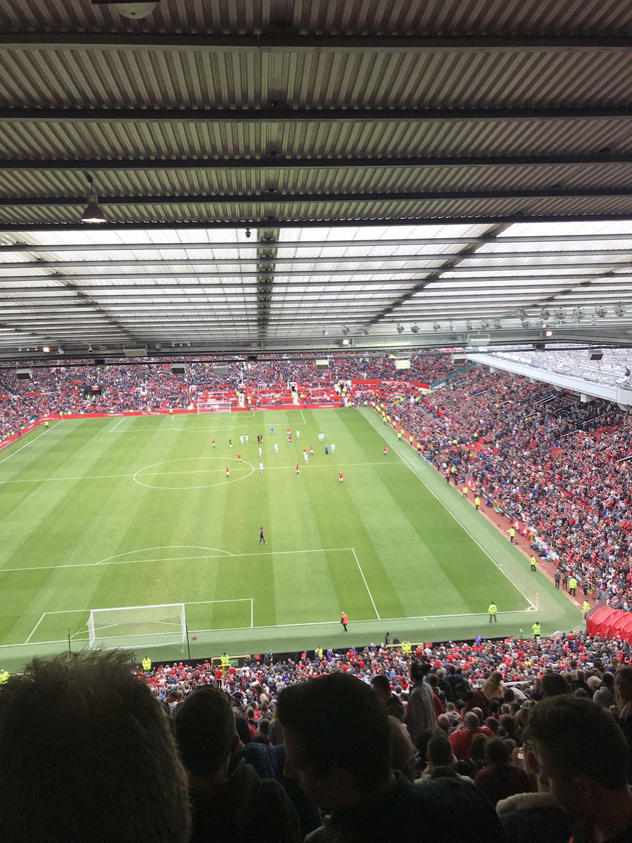 andomcdonald's tweet photo. #treblereunion #99treble #MUFC https://t.co/OXQmu0oWu3