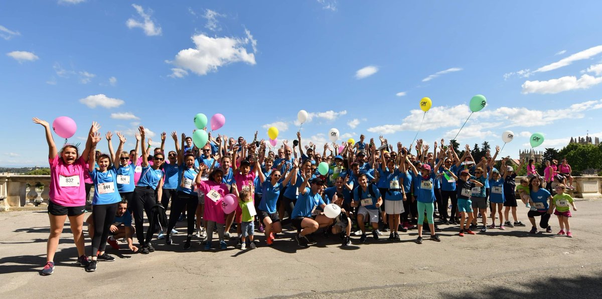 CALanguedoc's tweet photo. 100K€ récoltés grâce aux 7500 coureurs de la #MontpellierReine pour la lutte contre le #cancerdusein❤Pour la 3e année, le #CréditAgricole est l’entreprise la plus représentée grâce à la participation de 195 collaborateurs.Tous unis pour cette course de solidarité exceptionnelle https://t.co/avgNFTNPp8