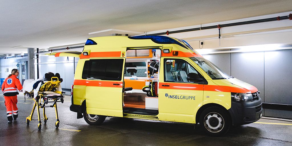 inselgruppe's tweet photo. 🚔 🚒 🚁 🏥 Für eine optimale #Notfallversorgung braucht es erfahrene Fachkräfte entlang der gesamten #Rettungskette – weil Kompetenz den Unterschied macht. #TagderNotfallmedizin #EmergencyMedicineday #Teamwork @EmergMed4Life https://t.co/5igE51sff4