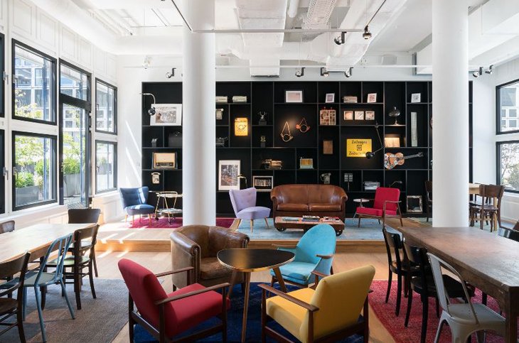 TNMediaNetwork's tweet image. Ruby Hotels réinvente le coworking avec Ruby Works, des espaces de travail adaptés aux nouvelles aspirations de ses clients.

A lire sur le site de @TNMediaNetwork !

#RubyHotels #RubyWorks #BusinessTravel #VoyagesdAffaires

tnmedianetwork.com/ruby-works-des…