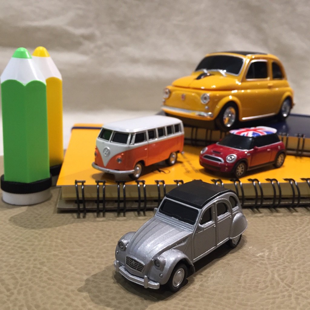 スミス 浦和パルコ 実車の雰囲気がそのまま再現された ユニークなアイテムが入荷しています 無線マウス Usbメモリーの他 Bluetoothスピーカーなど多数ご用意 父の日のギフトにおすすめです Smith スミス 車型マウス 車型usb