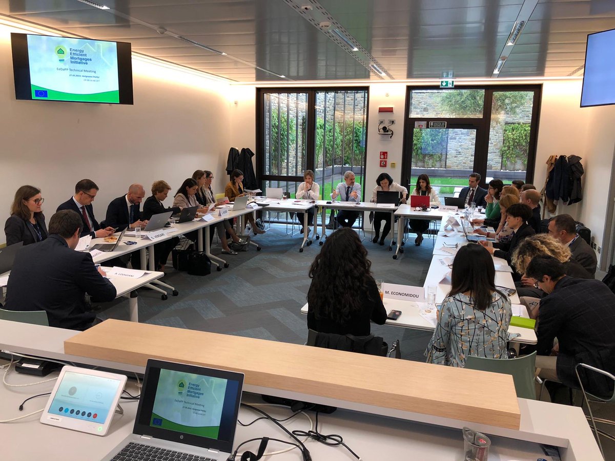 EEMActionPlan's tweet photo. We’re in Bologna today at kind invitation of #CRIF, one of our #EeDaPP partners, to exchange views on our #energyefficiency data reporting template with @EEMActionPlan #pilotscheme banks &amp; advisory council #energyefficientmortgages #improvingEUbuildingstock 🏡🏢🌿🌿 https://t.co/XIXJjecLgi