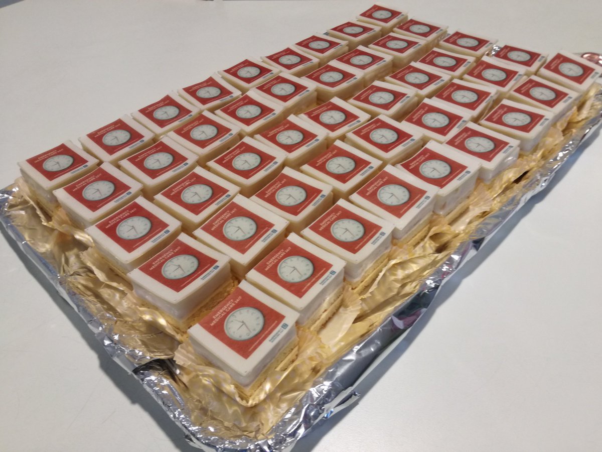 RoyWelsing's tweet photo. Great team to work with. So.....on Emergency Medicine Day coffee and cake for all our partners. #Emegencymedicineday #NVSHA @BestuurNVSHA @MeanderMC #EMDay #CompetenceMakesTheDifference https://t.co/rM7LUQGhKS