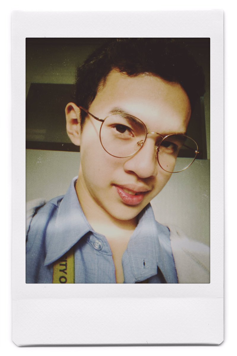 chubbygrysntoo's tweet image. happy tuesday bbys! 🔥

tell me how good it feels to be needed ✨

#tuesdayselfie @EthanDolan @GraysonDolan