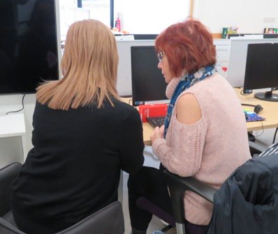 kildarelibrary's tweet photo. The eServices Roadshow hit #KildareTown Library on Saturday. 1-2-1 tutorials + demos of the whole range - #eBooks, #eMagazines, #eAudiobooks, #eComics, #eLanguages + much more! Check out all there is to explore at - https://t.co/RVi1sBf8ea @KildareCoCo @BorrowBox @RBdigitalUK https://t.co/FuOlnX111D