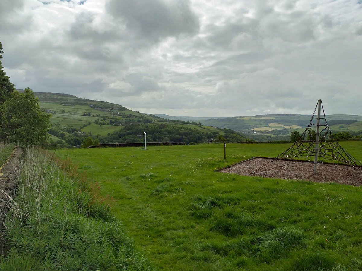 MusicPennine's tweet photo. Good morning and welcome to the 1st day of #PSM19!! The #orchestra are tuning up ready for rehearsals in #Heptonstall and the #choir will be in #HebdenBridge rehearsing today. https://t.co/gSDkW65kz8