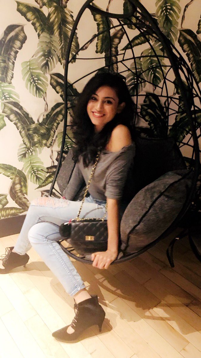 sayshadoll's tweet photo. #WelcomingSummer❤️🥥🌴 https://t.co/rrOjBnXiXF