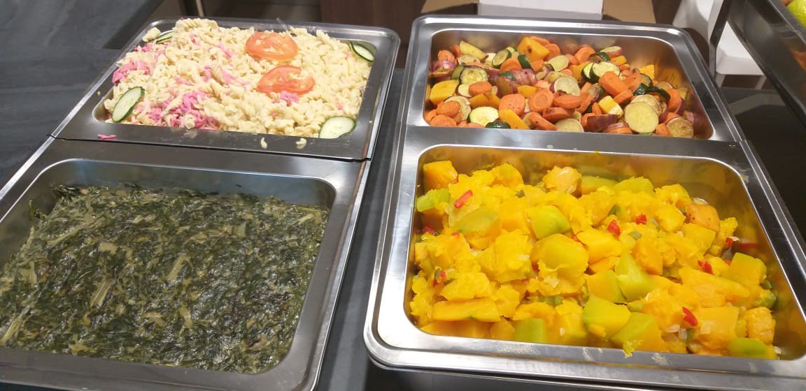 NYDARSA's tweet photo. 1/2
#BeneficiaryOfTheWeek
Vuwani Matshakatini from Pimville in Soweto received the NYDA Grant Funding of R24 981, 70 for her business, which offers variety of products and services including catering, stationery, cleaning materials, as well as office supplies and maintenance... https://t.co/X2B0C75QZV