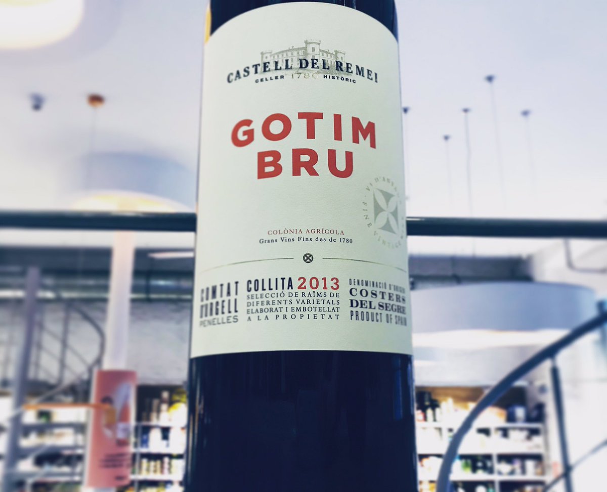 CoallaGourmet's tweet image. Hoy lunes en Coalla San Antonio, vamos a abrir este botellón jeroboam (3 litros) de #GotimBru 2013, vino emblemático de la bodega @CASTELLDELREMEI. 🍇 Tempranillo, Garnacha, Cabernet, Merlot y Syrah. Fresco, ágil y con personalidad. #vinosporcopas #costersdelsegre #coalla