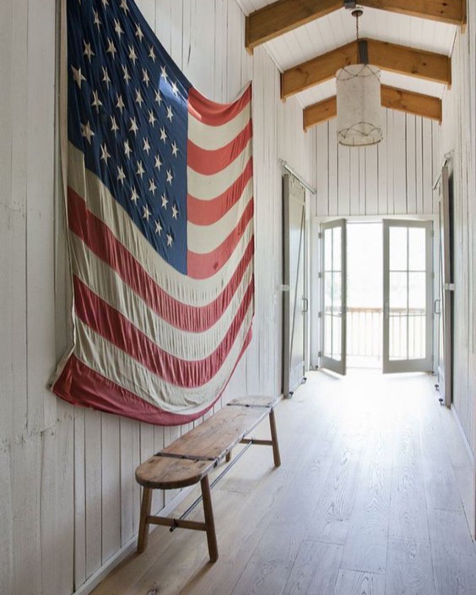 HeySilverbeet's tweet photo. HAPPY MEMORIAL DAY!

Today (and everyday) Silverbeet honors those who have died while serving in the United States Armed Forces 🇺🇸 ❤️ https://t.co/uMd0QxBLMC