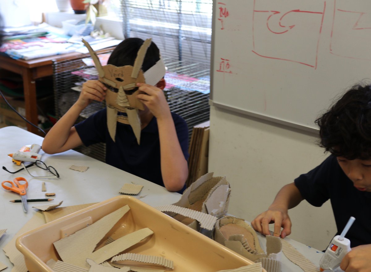 SMISMSSchool's tweet photo. Art and Design Exhibition prep. https://t.co/mtjaHbWyvT