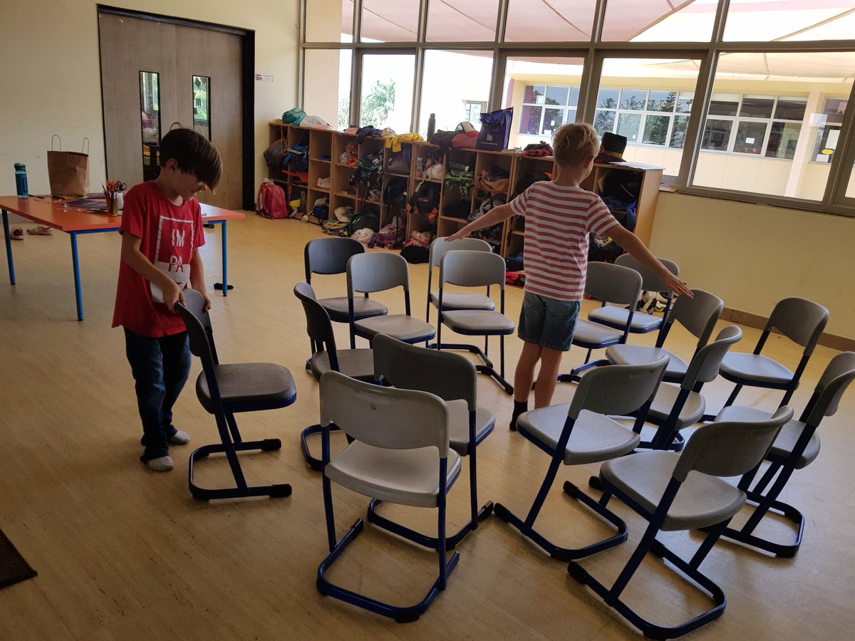 HafsaQuadri's tweet photo. The week long sessions ended today.Planning, inquiry, feedback, reflection, empathy, improvisation; we saw it all during sessions led by P6/ G3 students for the PYP. #studentagency @ibpyp #SISlearns #SISlearninghub https://t.co/3P5gKP21DS