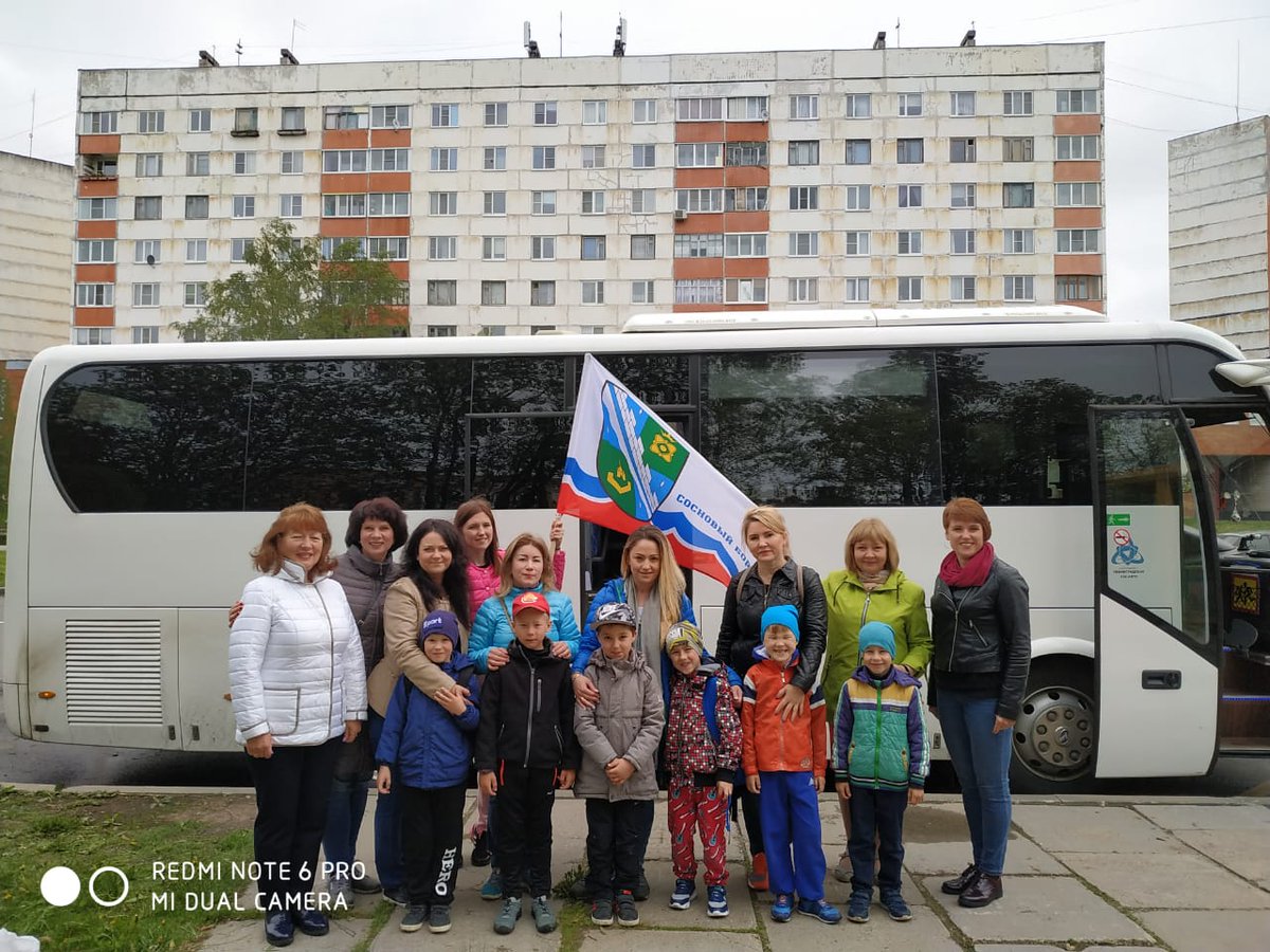 #ШколаРосатома Команда Сосновоборцев спешит в Удомлю на  #ЧемпионатПоФутболу5+
