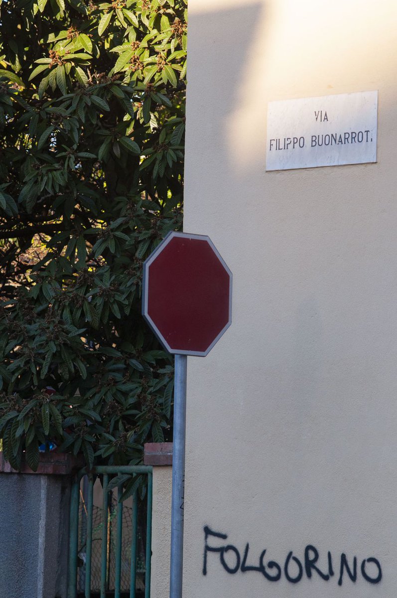 SparksCommunit1's tweet photo. "Can't see the way"
Milan, Italy
April 2019
#photography #DigitalTransformation #streetphotography #milan #night #unknown #way #irony #artist #londongallery #love #couple #louiseswill https://t.co/Cc9Bb5gsbK