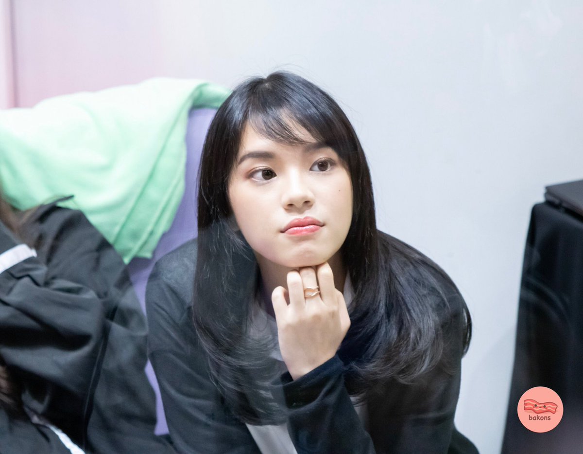 bakons2's tweet photo. พิเฌอ~😳❤️

#CherprangBNK48 
#bnk48 https://t.co/OtXR3RzrXU