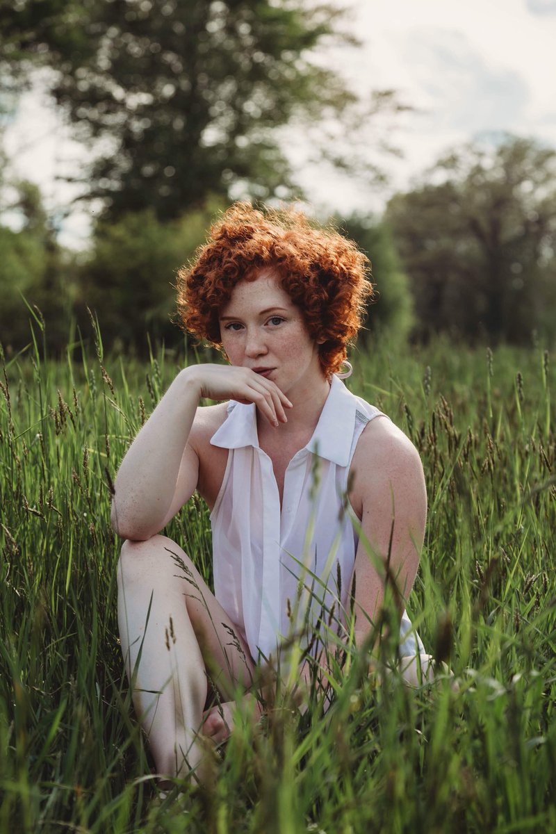 redheadedgirl6's tweet photo. Goodmorning ! Hope you all have a beautiful day 🌼🌾 photo : @abbeysroad_14 
#naturephotography #modeling #fordmodelscout #modelgoals #curlymodel #photo #model #redhead https://t.co/hOxIHPJcXf