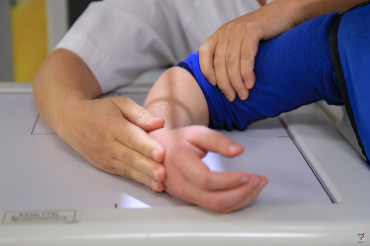 Norsk_Radiograf's tweet image. Det er trygt å ta røntgen i Norge
To ansatte på radiografutdanningen ved OsloMet ønsker å balansere @NRKs sak om ulikheter i stråledoser ved norske radiologiske avdelinger. bit.ly/2wx00OV #radiograf #strålevern #røntgen #stråling 

Foto: Trond Bergesen