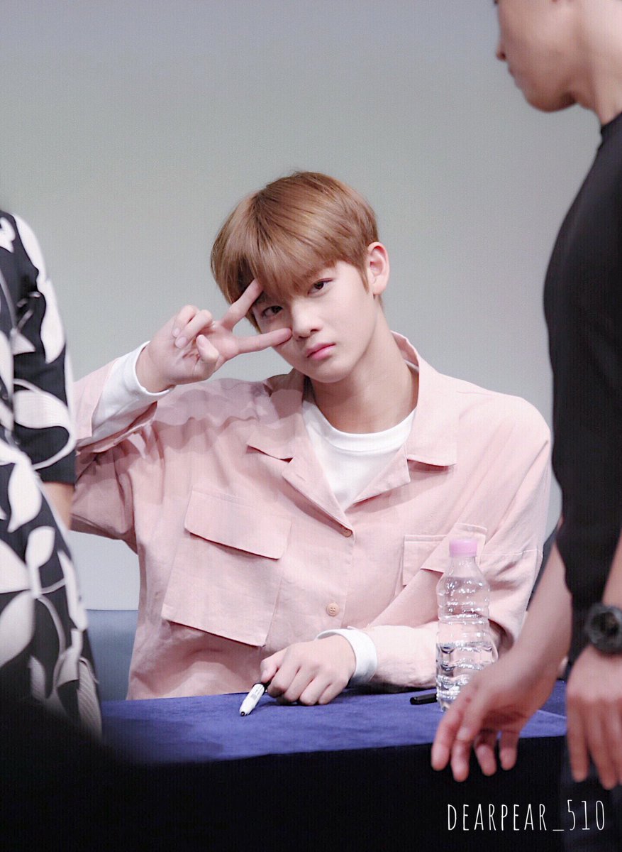 ❥ เมเมเด็กประถม' tweet media