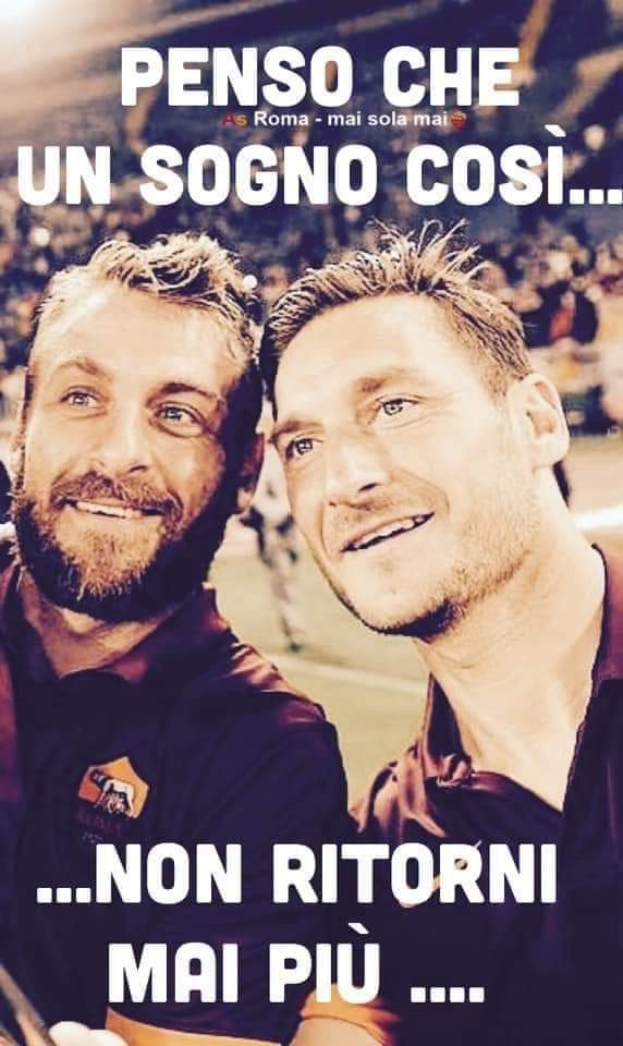 Saremo pure ridicoli, patetici e anche perdenti, ma essere romanisti è qualcosa di irrazionale, illogico e incondizionato solo chi ce l'ha nel sangue può comprendere... 
Da una parte il rammarico di non averli più, dall'altra la gioia di averli visti giocare.
#roma #Derossi #ddr