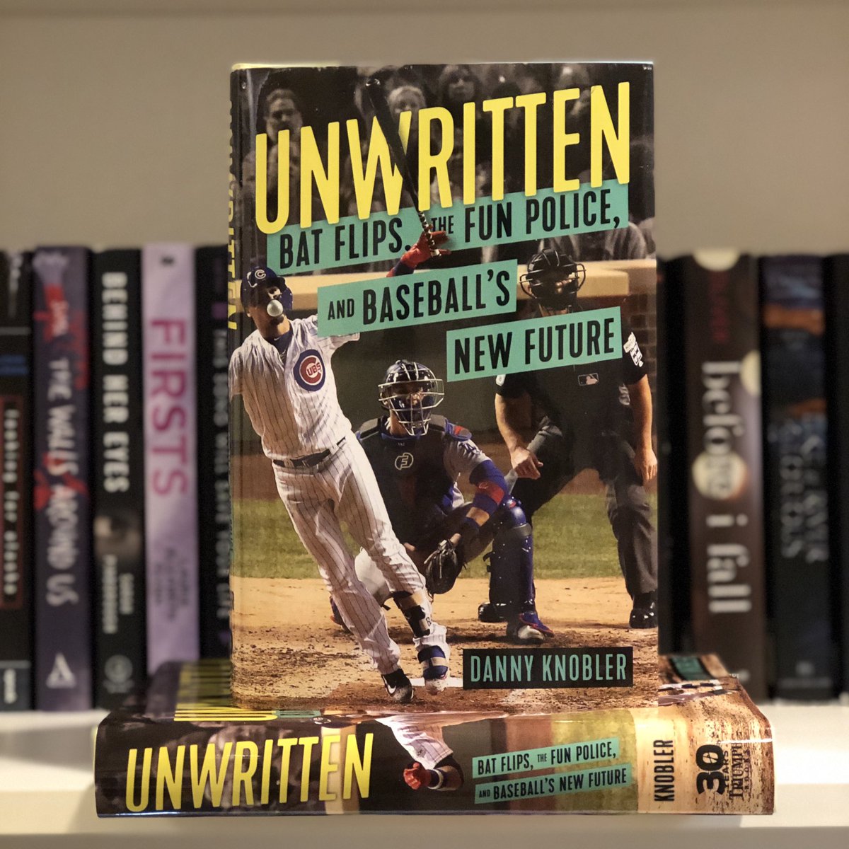 MLBBookClub's tweet image. For the month of June, #MLBBC is partnering with @IPGbooknews to read UNWRITTEN by @DannyKnobler! To win your own copy of this book, FOLLOW @MLBBookClub and RETWEET this tweet! Rules are below in the thread.