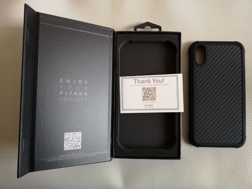 SocialandTech's tweet image. Pitaka Magcase Pro, la cover per iPhone Xr - is.gd/uGH3vd @PitakaGallery #technews #MagCasePro #cover #iphone #iphonexr #pitaka