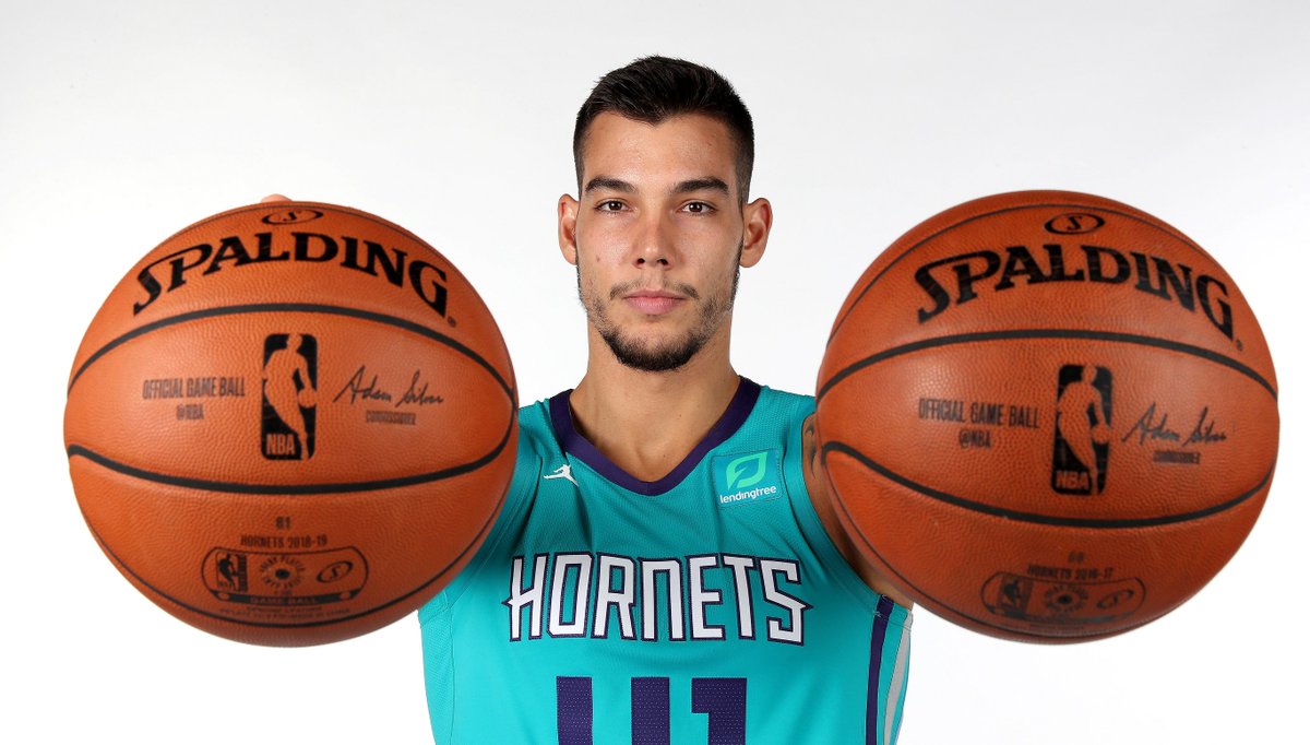 Join us in wishing @willyhg94 of the @hornets a HAPPY 25th BIRTHDAY! 

#NBABDAY #Hornets30