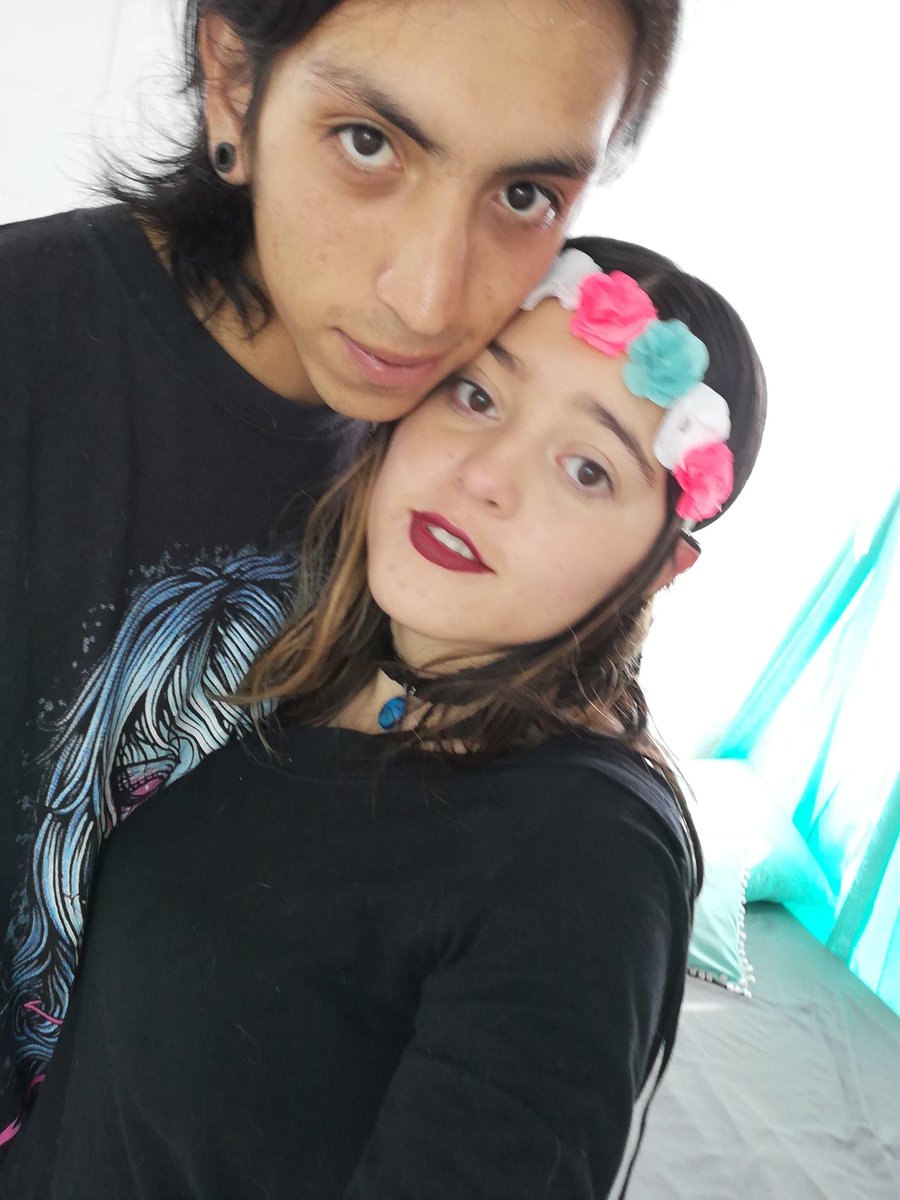dinosaurlord1's tweet photo. thanks gues son los mejores ♥♥♥#love #camgirl #camboy #chaturbate #FelizLunes https://t.co/47ht6Y6Jpk