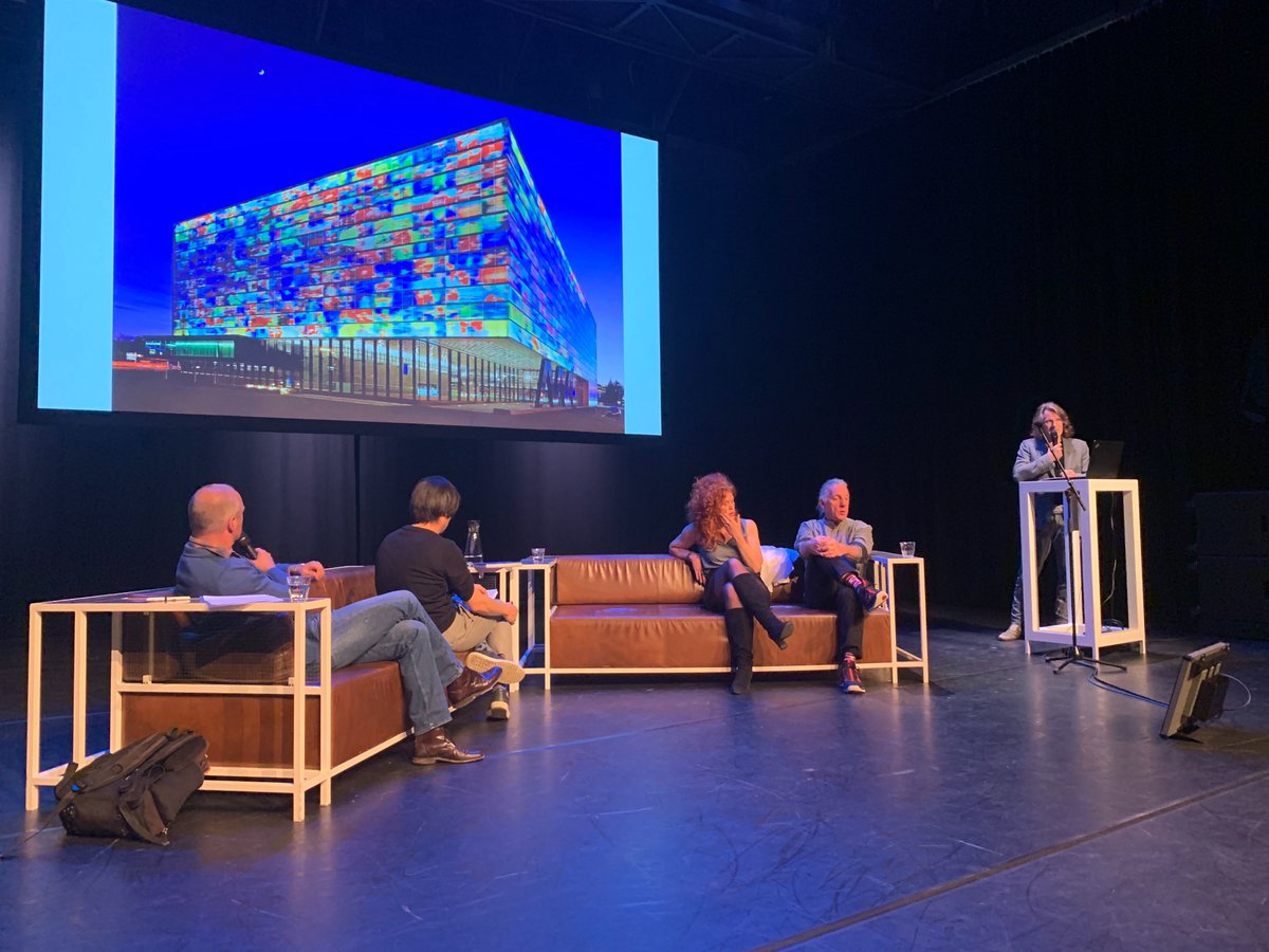 SpotliveNL's tweet photo. Wij moeten van doemdenken naar doendenken’, aldus filosoof Henk Oosterling tijdens de Verkenning van Eric de Vroedt #spotlive #verkenning #inspiratie @lexbohlmeijer https://t.co/9gE4Cu5aar