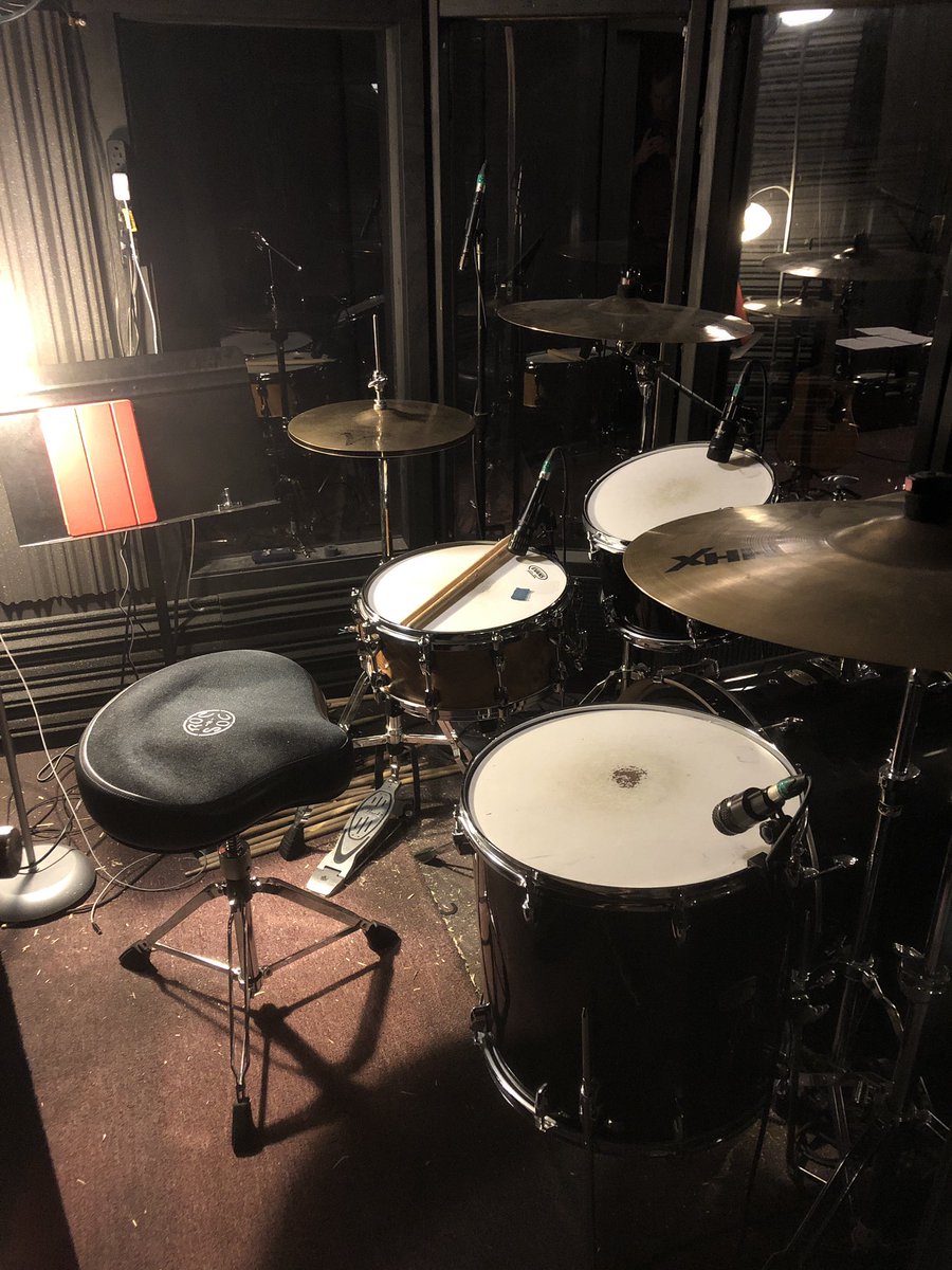 chrisfielddrums's tweet image. Today is the first of #practicingdrums every morning again. RIP sleep.