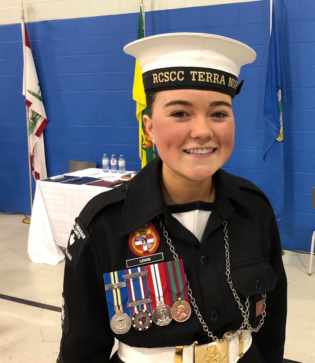 CadetsAtl's tweet photo. Félicitations à la cadette Maggie Lewis du @3RCSCCTerraNova d’avoir été nommée Cadette de l’année de la @RoyalCdnLegion par @NavyLeagueCA. Le 11 novembre, à Ottawa, les #CadetsMarine seront représentés par cette jeune femme de St. John’s, T.-N.-L. @cadetsca  @MarineRoyaleCan https://t.co/zT9B35r34c