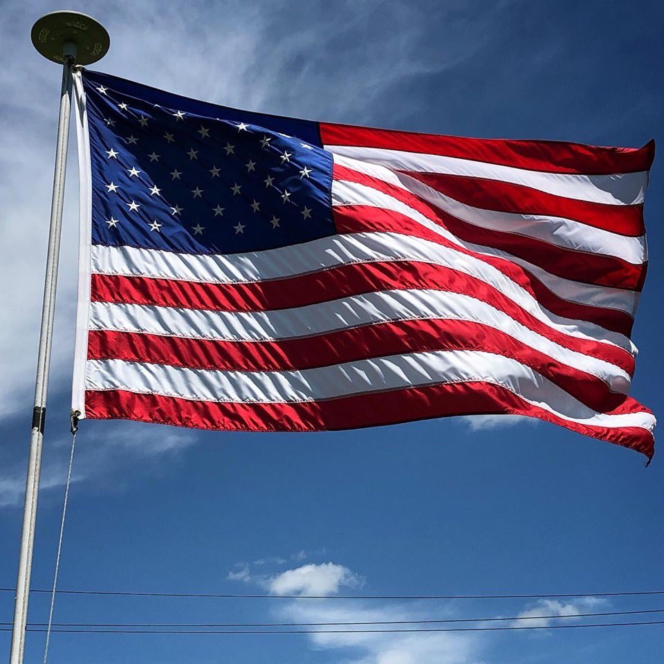 Remembering those who made the ultimate sacrifice so that we might be free. #memorialday 🇺🇸