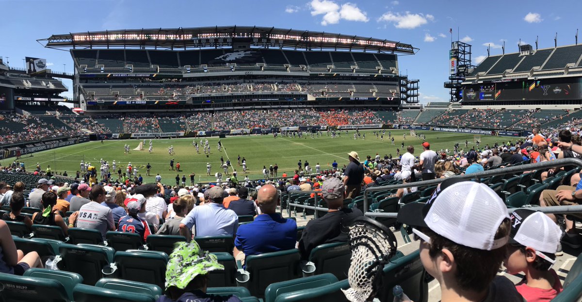JamesECarl's tweet photo. Incredible atmosphere in Philly today #laxweekend @NCAALAX Championship https://t.co/aOpfuCYz6A