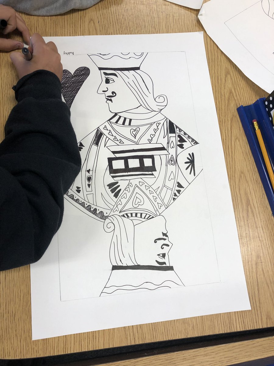 MrsMalloryFH's tweet photo. Students learned value and applied it to this black and white drawing of a playing card @FlyingHillsFAME @CajonValleyUSD #fhwow https://t.co/oFVdysmxkV
