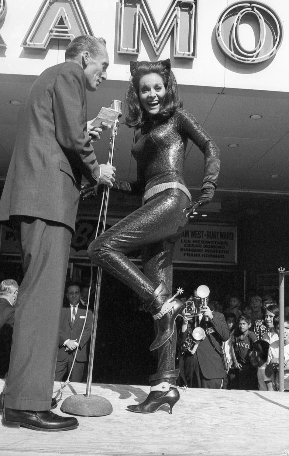 Happy birthday to Lee Meriwether (born May 27, 1935), an American stage, television, and film actress, and model. 