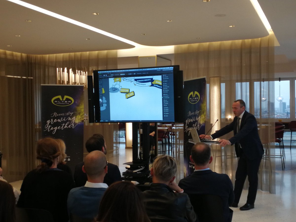alteaupsrl's tweet photo. Quali sono i vantaggi che si traggono dalla Blockchain? #neverbeenfake #intelligentpharma #alteaup #alteafederation https://t.co/ljaZ43I1bQ