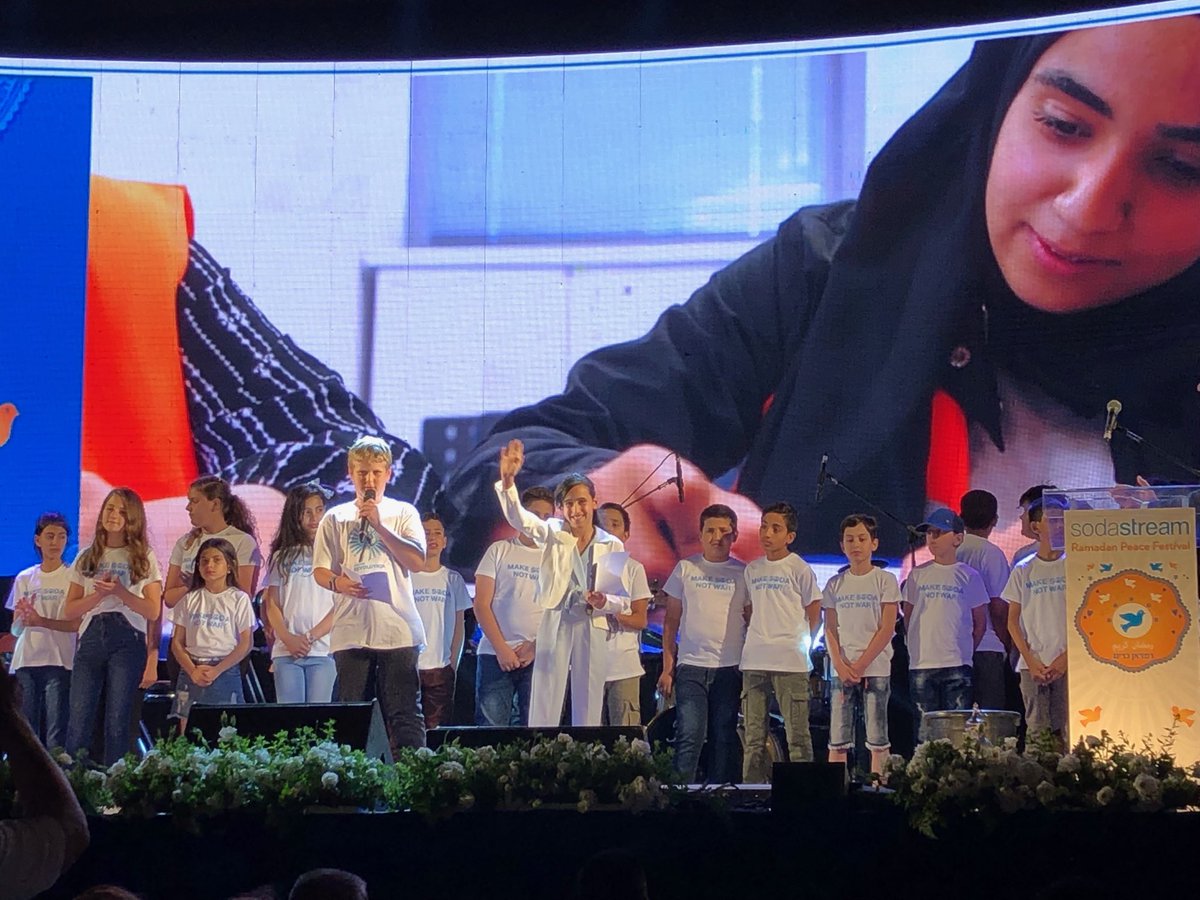 Deborah Lyons tweet media