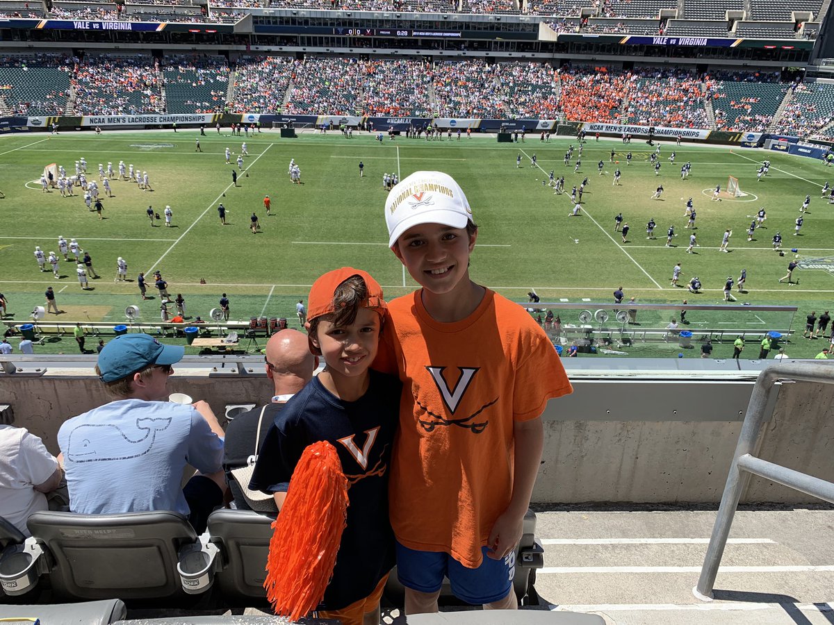 SteveFinnie's tweet photo. Go Hoos #NCAALax https://t.co/K7qzSDRGY1