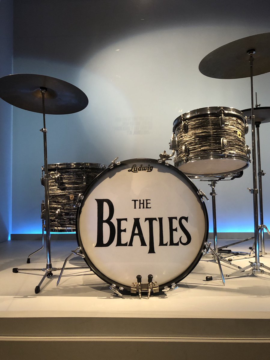 Janet Lynn tweet media