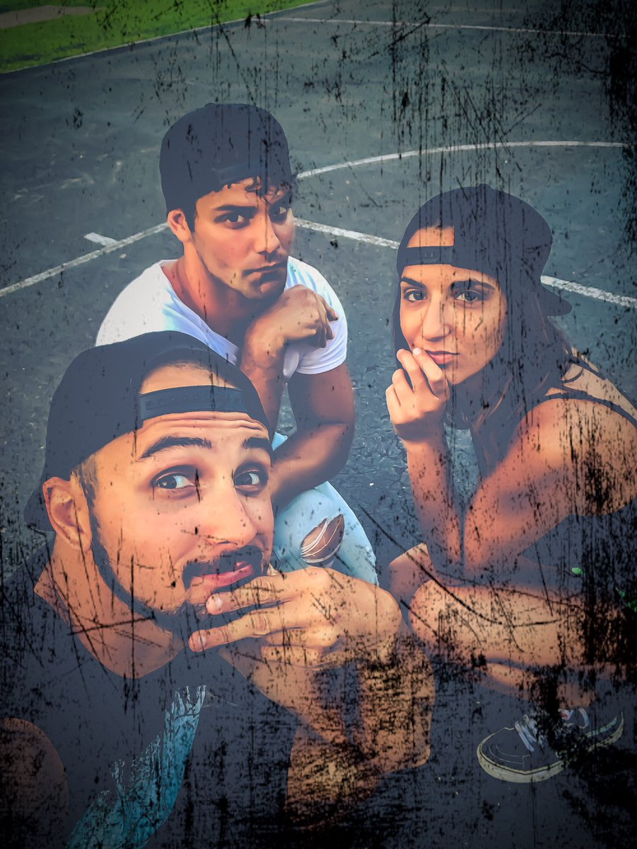 BoltzyDesigns's tweet photo. #snapbacksquad https://t.co/VRHXTZxWWW
