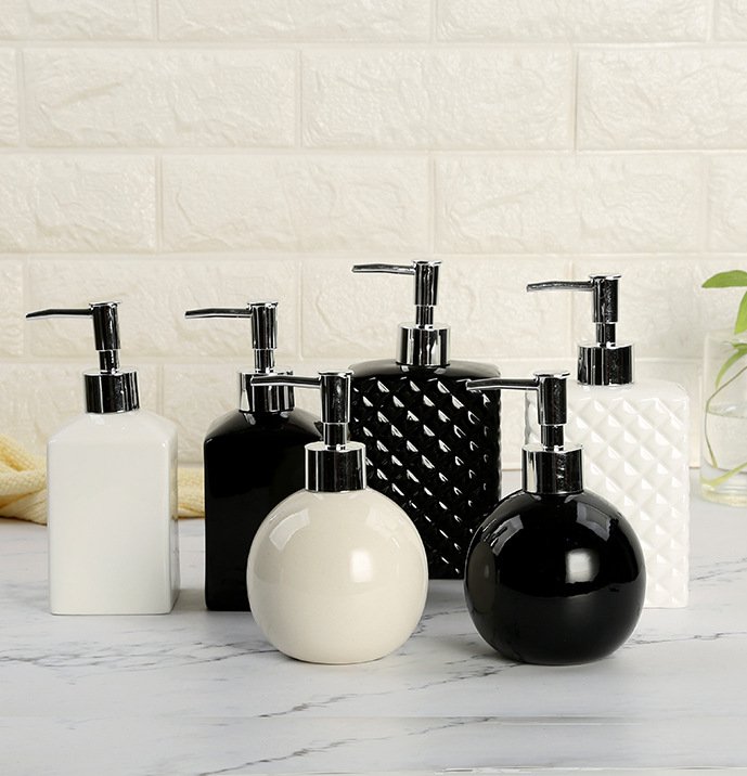 CassieLee66's tweet photo. Eco-friendly hotel amenities will enhance the decor of hotel guestrooms and are in 100% recyclable packaging.

#hotelamenities #hoteltoiletries #hotelsupplies #onestophotelsupply #hotelsupply #luxuryhotel #customizedhotelamenities #ecofriendlyhotelamenities #greenhotel https://t.co/fRiKEWeZpw