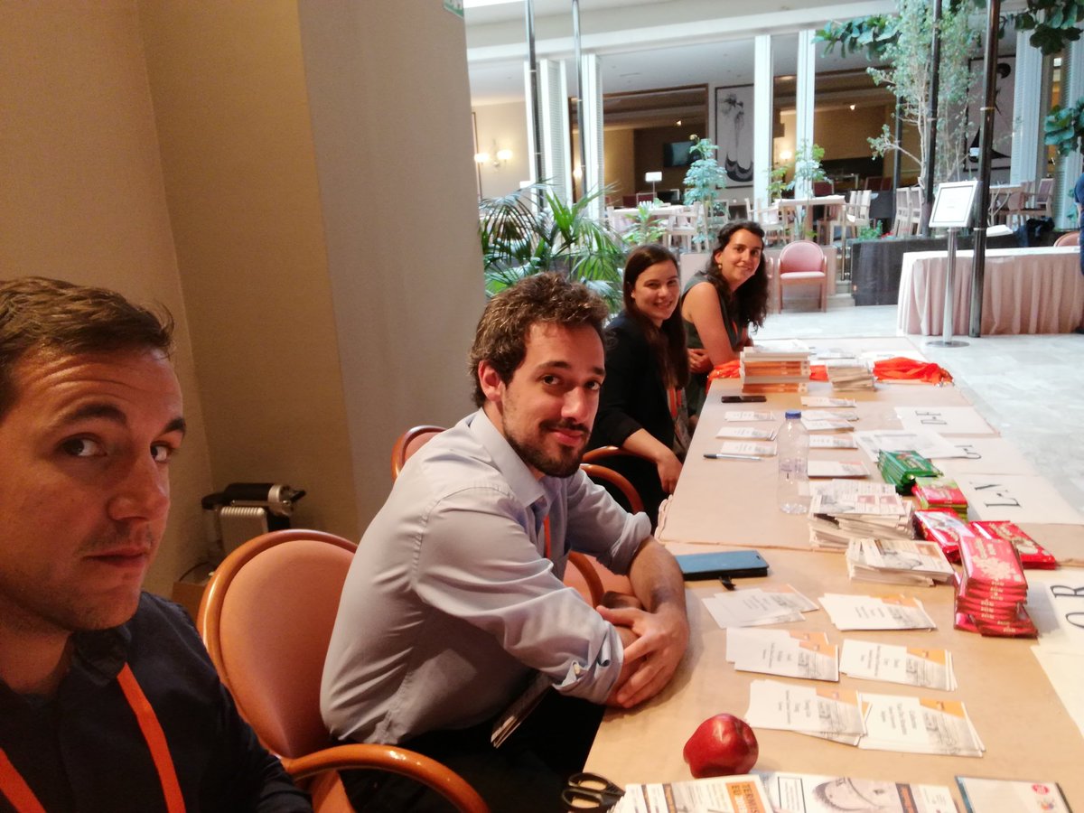 HectorCapella (@capella_hector) on Twitter photo Organizing committee of #Termis2019, have you registered yet? Do you have any questions? Come to talk to us!!! @ritambpeixoto <a href="/JoaoCoentro/">João Coentro</a> <a href="/REMODEL_IE/">Dimitrios Zeugolis</a> @nuigalway <a href="/CURAMdevices/">CÚRAM</a> Organizing committee of #Termis2019, have you registered yet? Do you have any questions? Come to talk to us!!! @ritambpeixoto <a href="/JoaoCoentro/">João Coentro</a> <a href="/REMODEL_IE/">Dimitrios Zeugolis</a> @nuigalway <a href="/CURAMdevices/">CÚRAM</a>