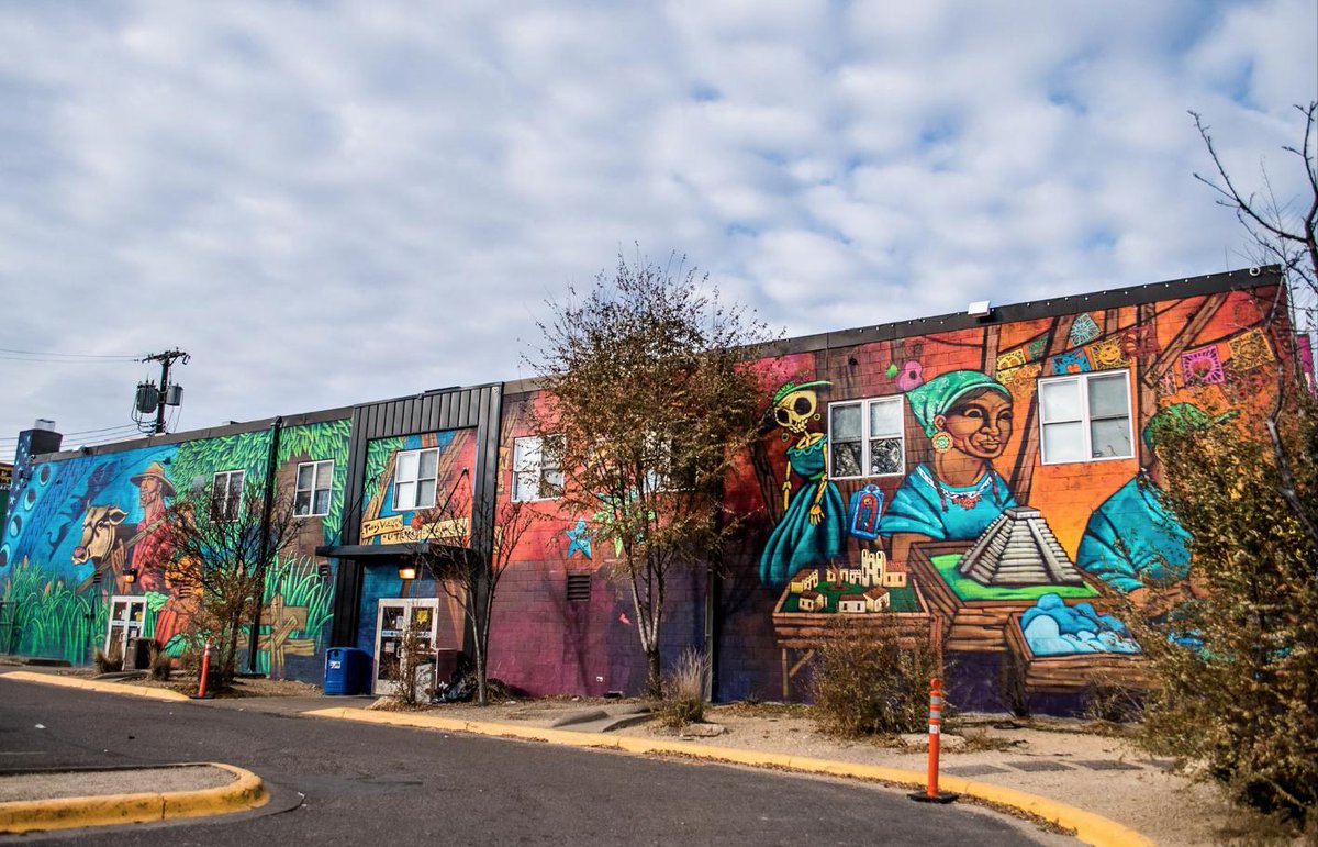 Hoy se celebra 'Memorail Day'  en honor a los hombres y mujeres que han dado su vida sirviendo al ejército de los Estados Unidos. Un día para recodar. Mercado Central espera gozes este día, recuerda visitarnos #MiMercado