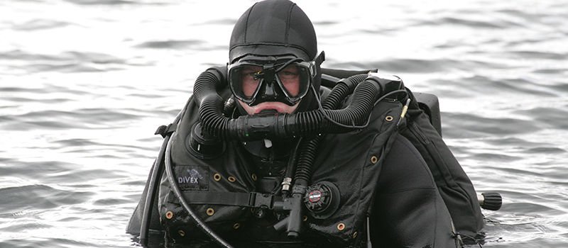 Building on the success of the Stealth CDLSE, <a href="/JFDGlobal/">JFD Global</a> launches a new version with added features and capabilities - the new CDLSE Mk2 military rebreather.  #jfpelican #jfd #stealth #rebreather #o2 #lifesupport

bit.ly/2GhdMJF