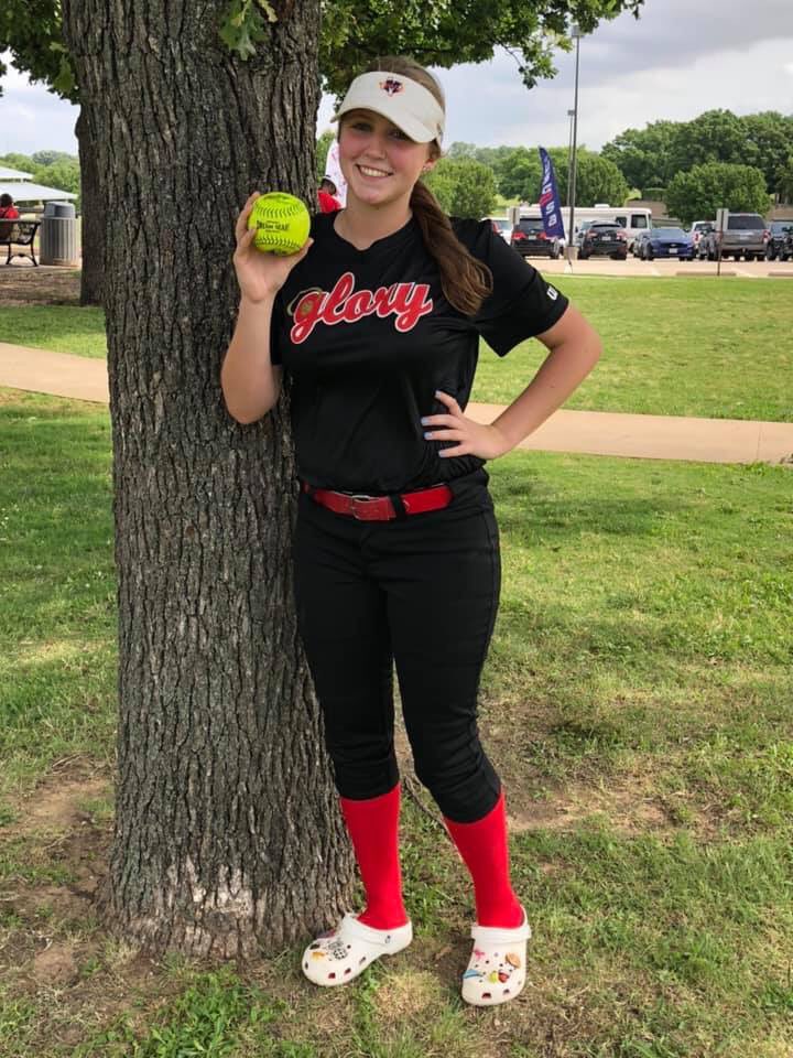 Our girls are already having an amazing start to their summer! 

<a href="/CierraFaubion/">Cierra Faubion</a> ‘s team has qualified for <a href="/usaeliteselect/">USA Elite Select</a> Elite World Fastpitch Championships in Fl

and <a href="/GraceAhlborn/">grace ahlborn</a> hit a grand slam one game and a two run HR in another; BOTH to win the games in her tournament!!