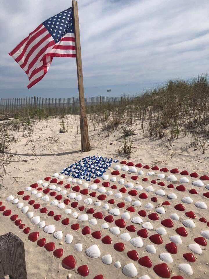 InfoParrot's tweet photo. Remembering the ones “ All gave some, Some gave all” Happy Memorial Day. Safe Travels. 🇺🇸 https://t.co/CF7h2JEuoJ