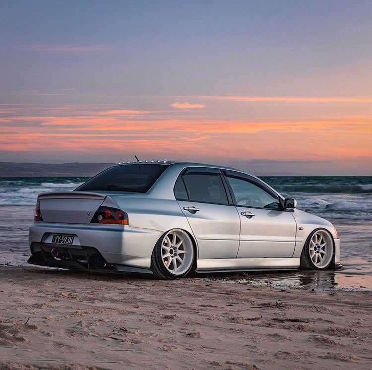 Streetcar_honda's tweet photo. #evo #evo8 #evil8 #evolution #mitsubishi #MR #evogram #awd #ct9a #4g63 #4g63turbo #4g63gram #stance #turbo #boost #boosted #jdm #jdmjapan #jdmgram #stance #workemotion #xd9 #brembo #airliftperformance #thelowdown #streetcover #voltex #violentclique 
•
•
•
Cr. 🚘 : @_darksammy https://t.co/tsMTiOSCt8